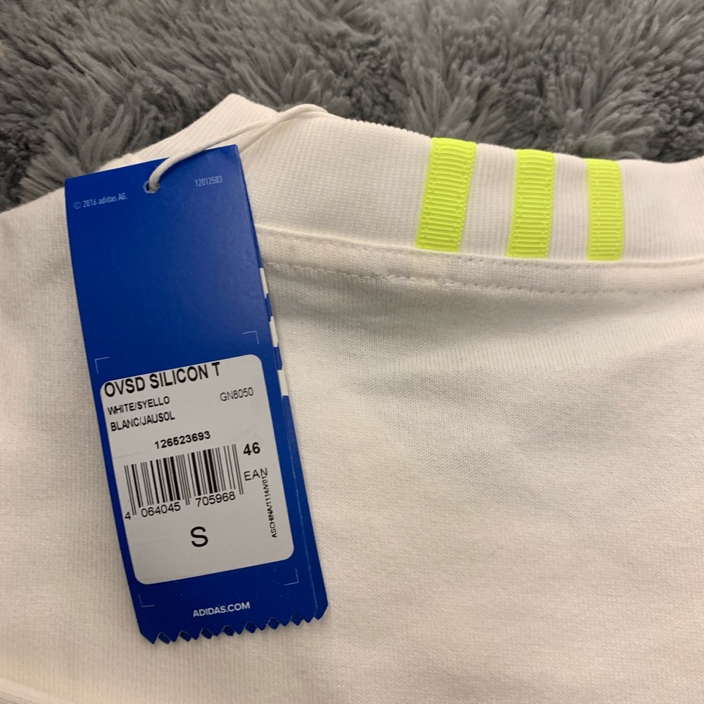 Adidas Silicone Print T-Shirt - Picture 5 of 5